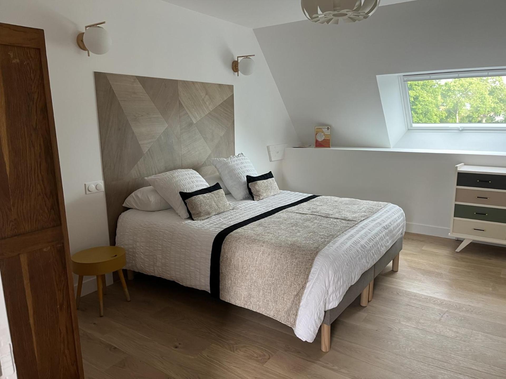 chambre d'hôtes Le Domaine de la Vallée Saint-Martin-de-Varreville Exterior foto